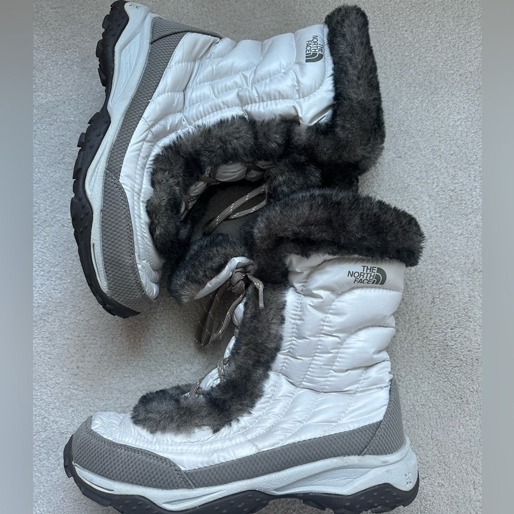 North Face snow boots